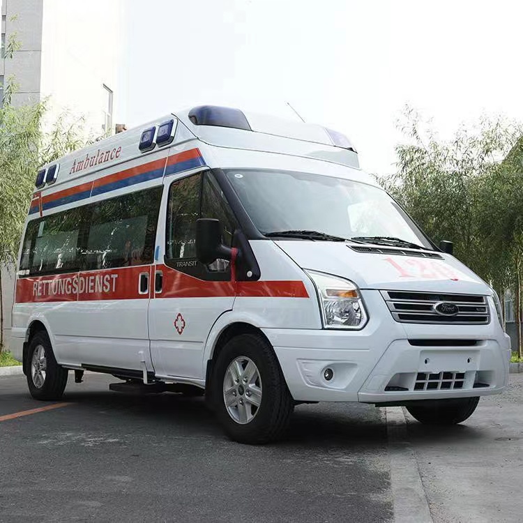 叶城行动不便者长途救护车租赁：安全转运的核心注意事项​